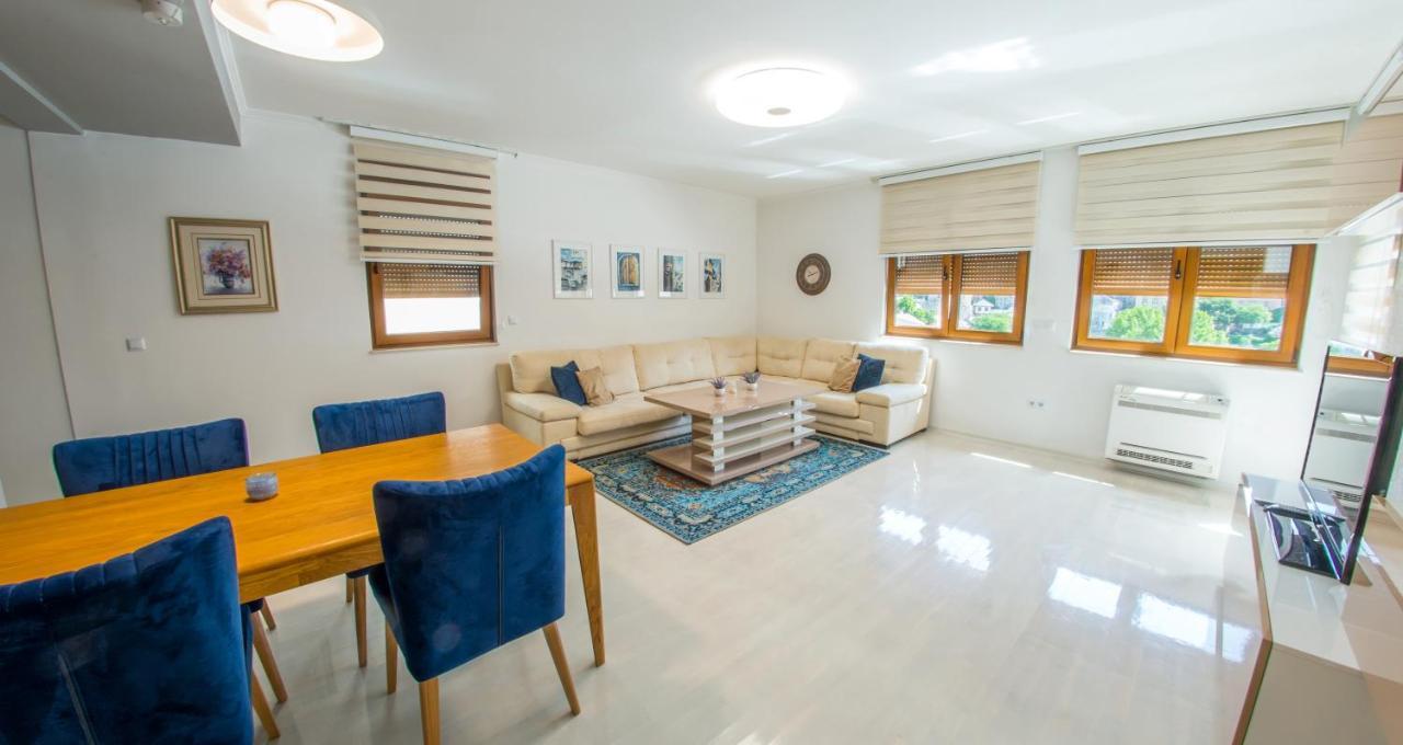 Apartment Light De Luxe - With Old Bridge View Mostar Exterior photo