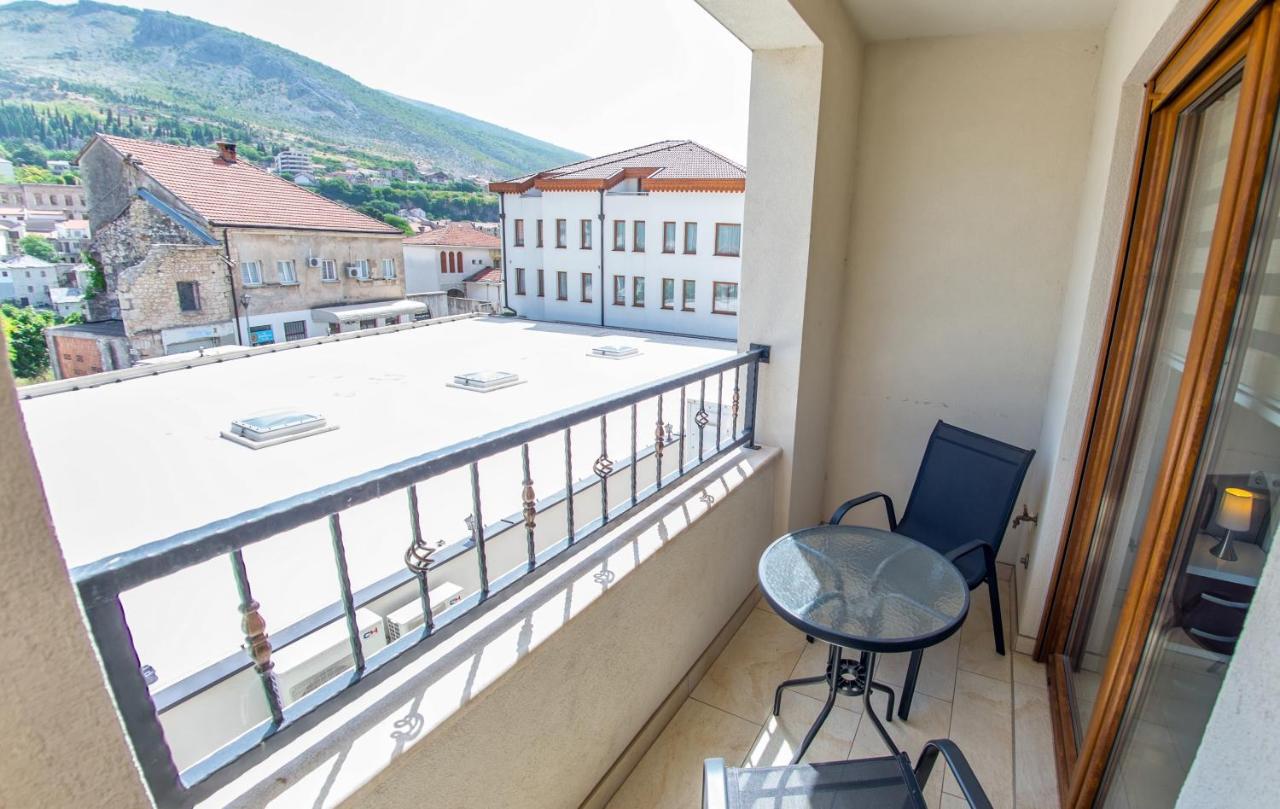 Apartment Light De Luxe - With Old Bridge View Mostar Exterior photo