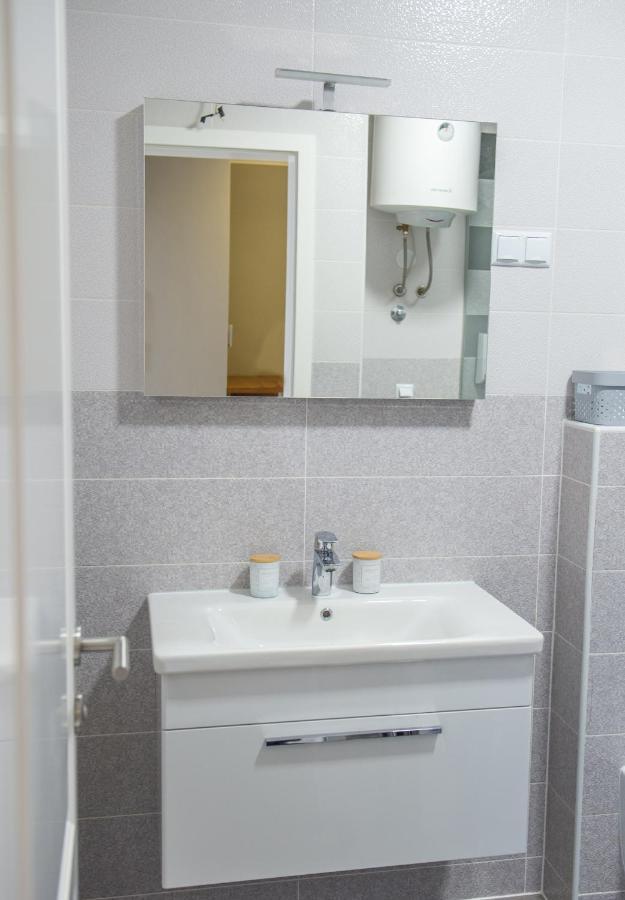 Apartment Light De Luxe - With Old Bridge View Mostar Exterior photo
